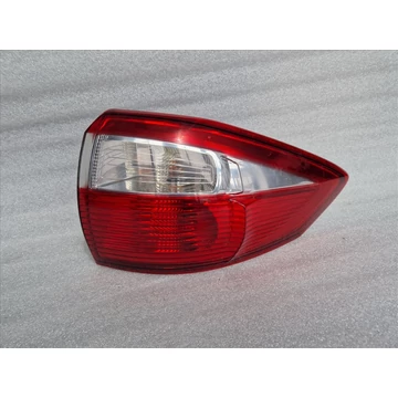 FORD C-MAX II Jobb külső hátsó lámpa AM5113404BE