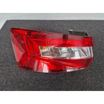 SKODA SUPERB III (3V) kombi bal hátsó lámpa 3V9945207