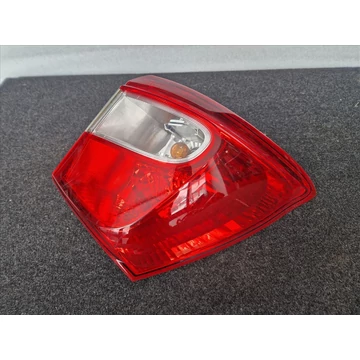SUZUKI SX4 S-CROSS (JY) jobb hátsó lámpa 22017733