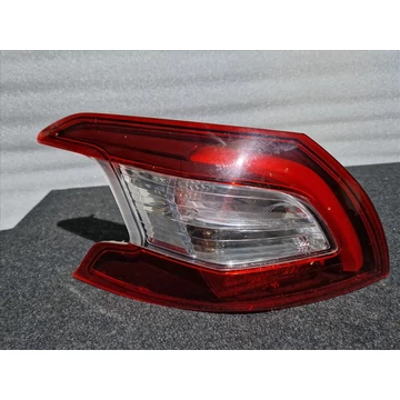 PEUGEOT 308 II bal hátsó lámpa 9677817680