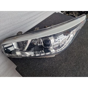 KIA CEED II (JD) bal első fényszóró