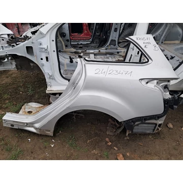 FORD FOCUS III KOMBI bal hátsó sárvédő negyed