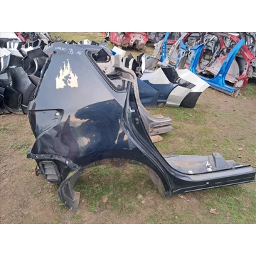 TOYOTA VERSO Jobb hátsó sárvédő negyed