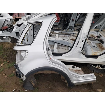 SUZUKI SX4 Jobb hátsó sárvédő