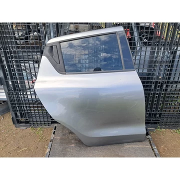 SUZUKI SWIFT V jobb hátsó ajtó ZNC