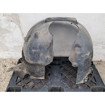 AUDI A3 (8V) Jobb első dobbetét