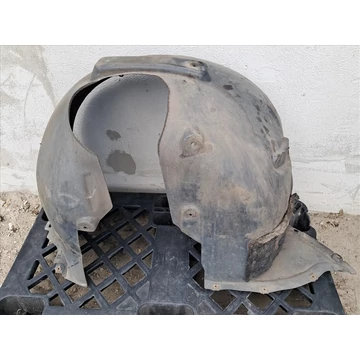 AUDI A3 (8V) Bal első dobbetét