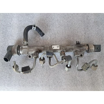 AUDI A3 (8V) 2.0 CRTDI CRB Rail cső 04L089B