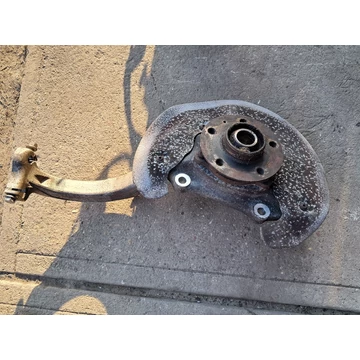 AUDI A6 (4G) 2.0 CRTDI Jobb első csonkállvány