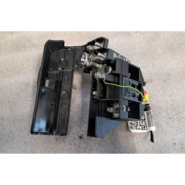 AUDI A6 (4G) Akkumulátor saru elektronikával