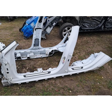 AUDI A6 (4G) Bal küszöb