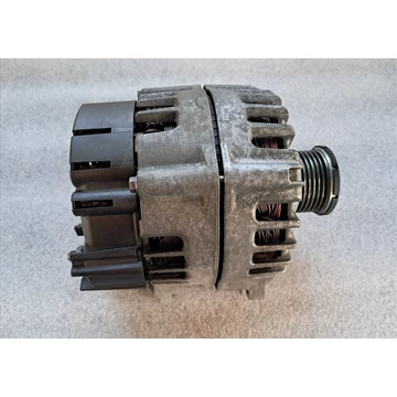 AUDI A6 (4G) 2.0 CRTDI Generátor 03L903017B