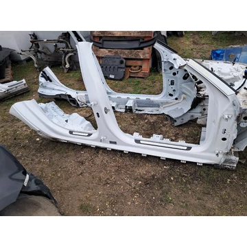 AUDI A6 (4G) Jobb küszöb