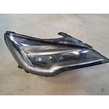 OPEL ASTRA K Jobb fényszóró