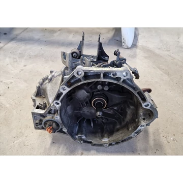 TOYOTA AURIS II 1.6 D4D Váltó