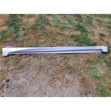 TOYOTA AVENSIS T27 Bal küszöb burkolat, spoiler