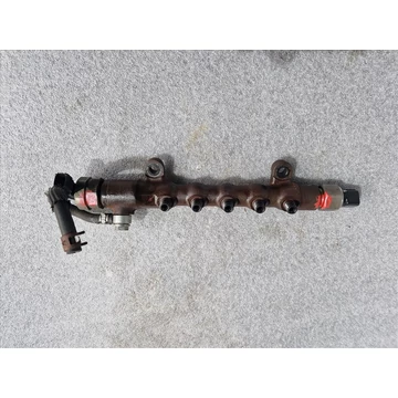 TOYOTA AVENSIS T27 2.0 D4D 1AD Rail cső