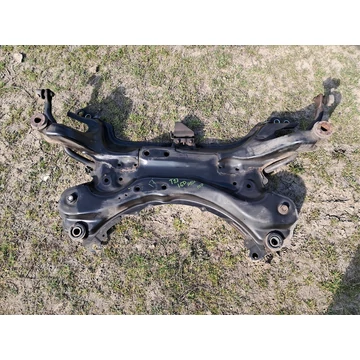 TOYOTA AVENSIS T27 Bölcső