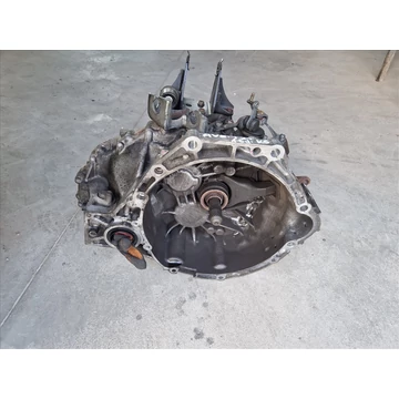 TOYOTA AVENSIS T27 1.6 D4D Váltó