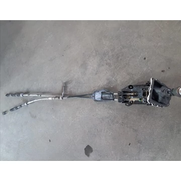 TOYOTA AVENSIS T27 1.6 D4D Váltókulissza