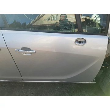 OPEL MERIVA B jobb első ajtó