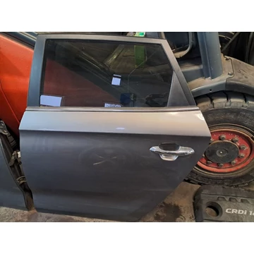 KIA CARENS (RP) bal hátsó ajtó IM