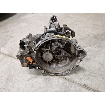 KIA CARENS (RP) 1.7 CRDI váltó WEW6H