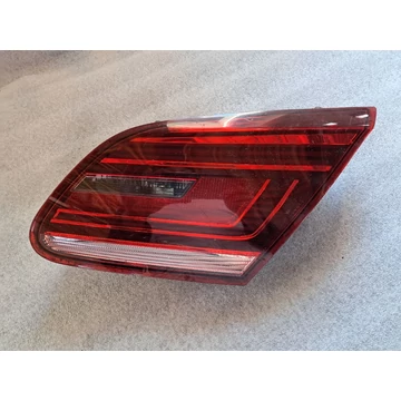 VOLKSWAGEN CC Jobb hátsó belső lámpa 3C8945308Q