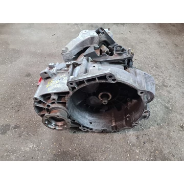 VOLKSWAGEN CC 2.0 CRTDI váltó LNZ