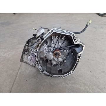 DACIA DUSTER 1.5 DCI 2WD váltó TL4075