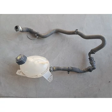 DACIA DUSTER II Kiegyenlítő tartály 217100680R