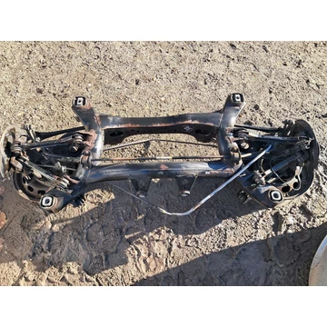 BMW (F30) 320d Hátsó híd