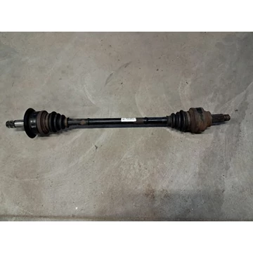 BMW (F30) jobb hátsó féltengely 7597682AI04