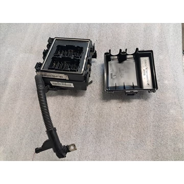 FORD FOCUS IV Biztosítéktábla, biztosíték doboz (motortér) JX6T-14D068-AE JX6T-14A094-AE