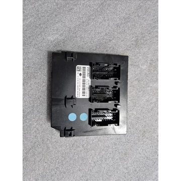 VOLKSWAGEN GOLF VI BCM 1K0937086C