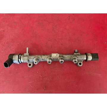 VOLKSWAGEN GOLF VII (5G) 1.6 CRTDI CLH Rail cső 04L089B 057130764AB