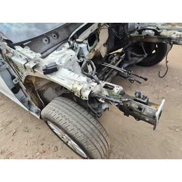 VOLKSWAGEN GOLF VII (5G) Jobb első negyed, nyúlvány