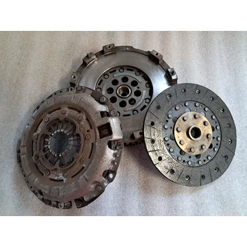 HYUNDAI I40 (VF) 1.7 CRDI Kettőstömegű lendkerék, kuplungszett 23200-2A853