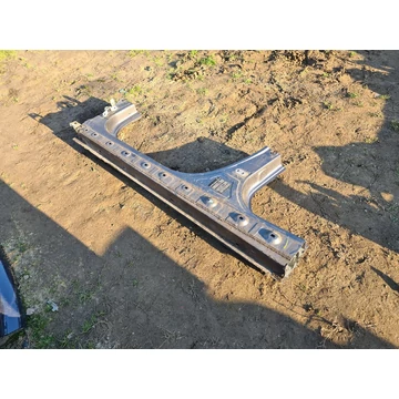 HYUNDAI I40 (VF) Bal küszöb 