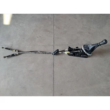 NISSAN JUKE (F15) 1.2 DIG-T Váltókulissza 341011KG0B