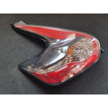 NISSAN JUKE (F15) FACELIFT Bal hátsó lámpa 26555BV80A