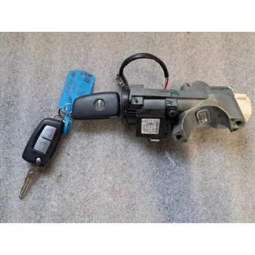NISSAN JUKE (F15) Gyújtáskapcsoló 28590C9968