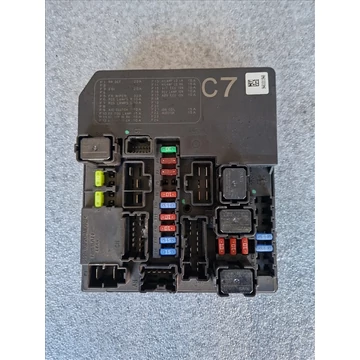 NISSAN JUKE (F15) BCM C7 284B7-1KB0B