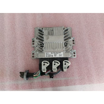 FORD KUGA 2.0 TDCI motorvezérlő 8V4112A650AD