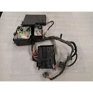 FORD KUGA II Biztosíték doboz AV6T-14A067-AC