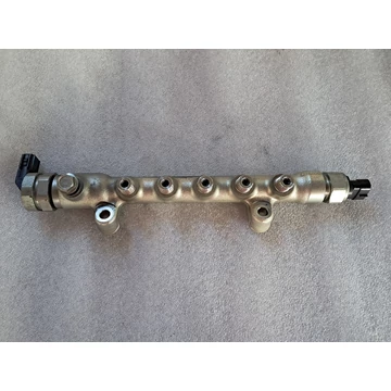 MAZDA 3 (BM) 2.2 SKYACTIV SH közösnyomócső