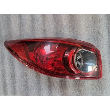 MAZDA 3 (BM) Bal külső hátsó lámpa B45A-51160