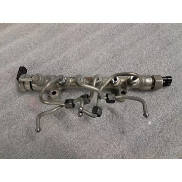 MAZDA 3 (BM) 2.2 SKYACTIV SH Rail cső