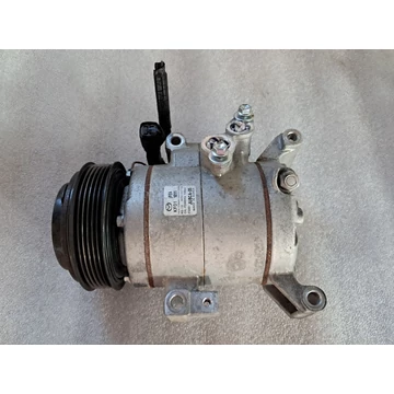 MAZDA 3 (BM) 2.2 SKYACTIV klímakompresszor KF01
