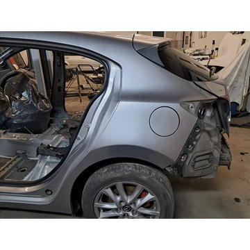 Mazda 3 (BM) HATCHBACK bal hátsó sárvédő negyed